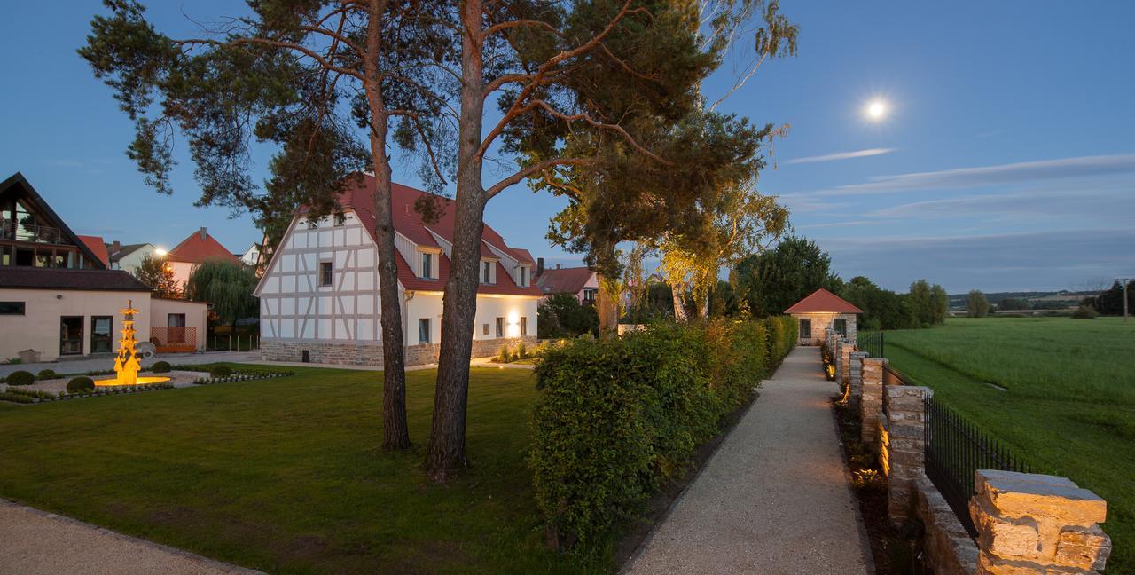 Hotel Dorfmuhle Lehrberg Exterior foto